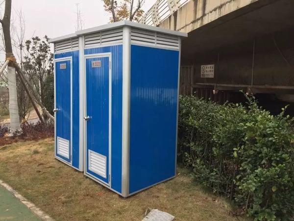 Portable-Toilet